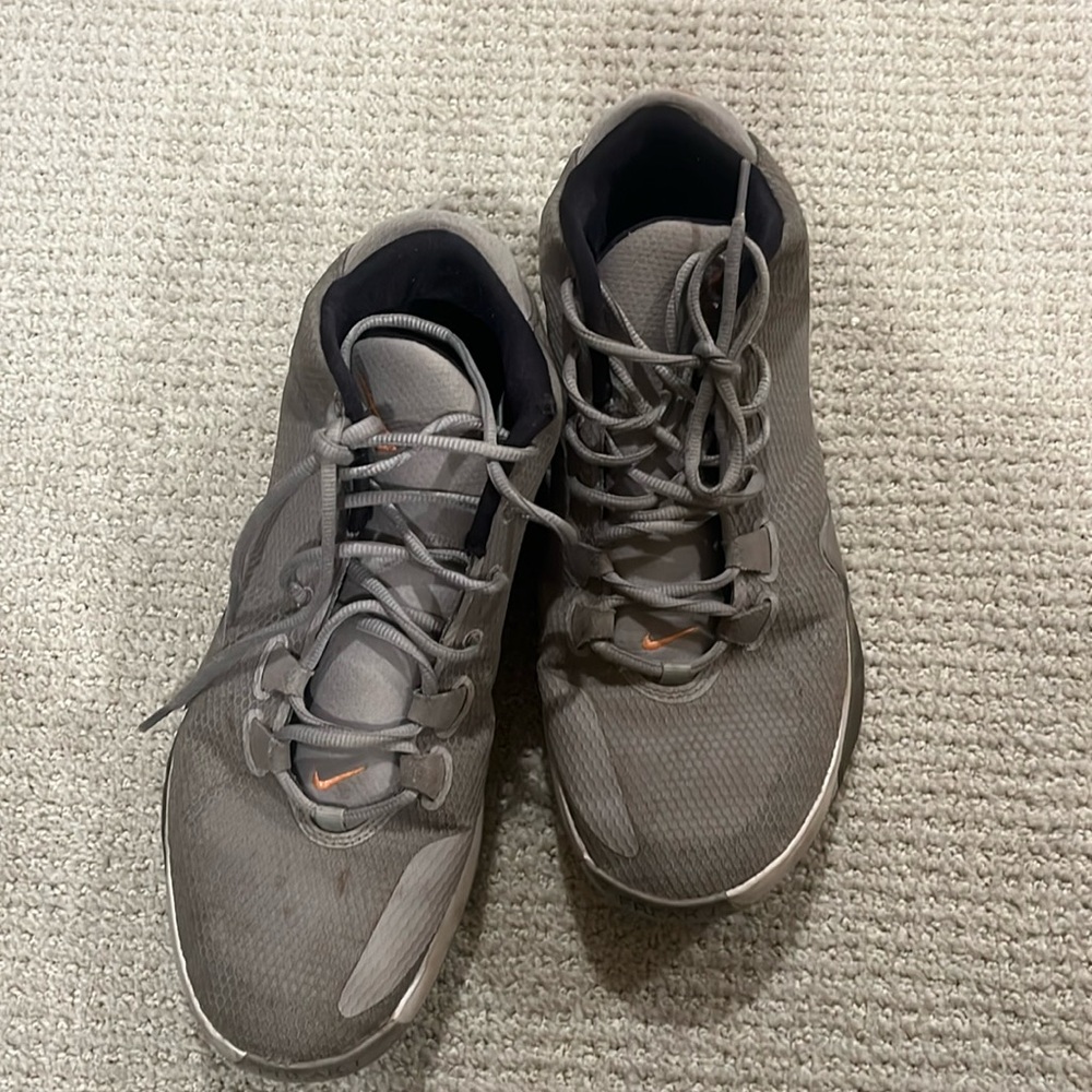 Grey Giannis Basketball shoes